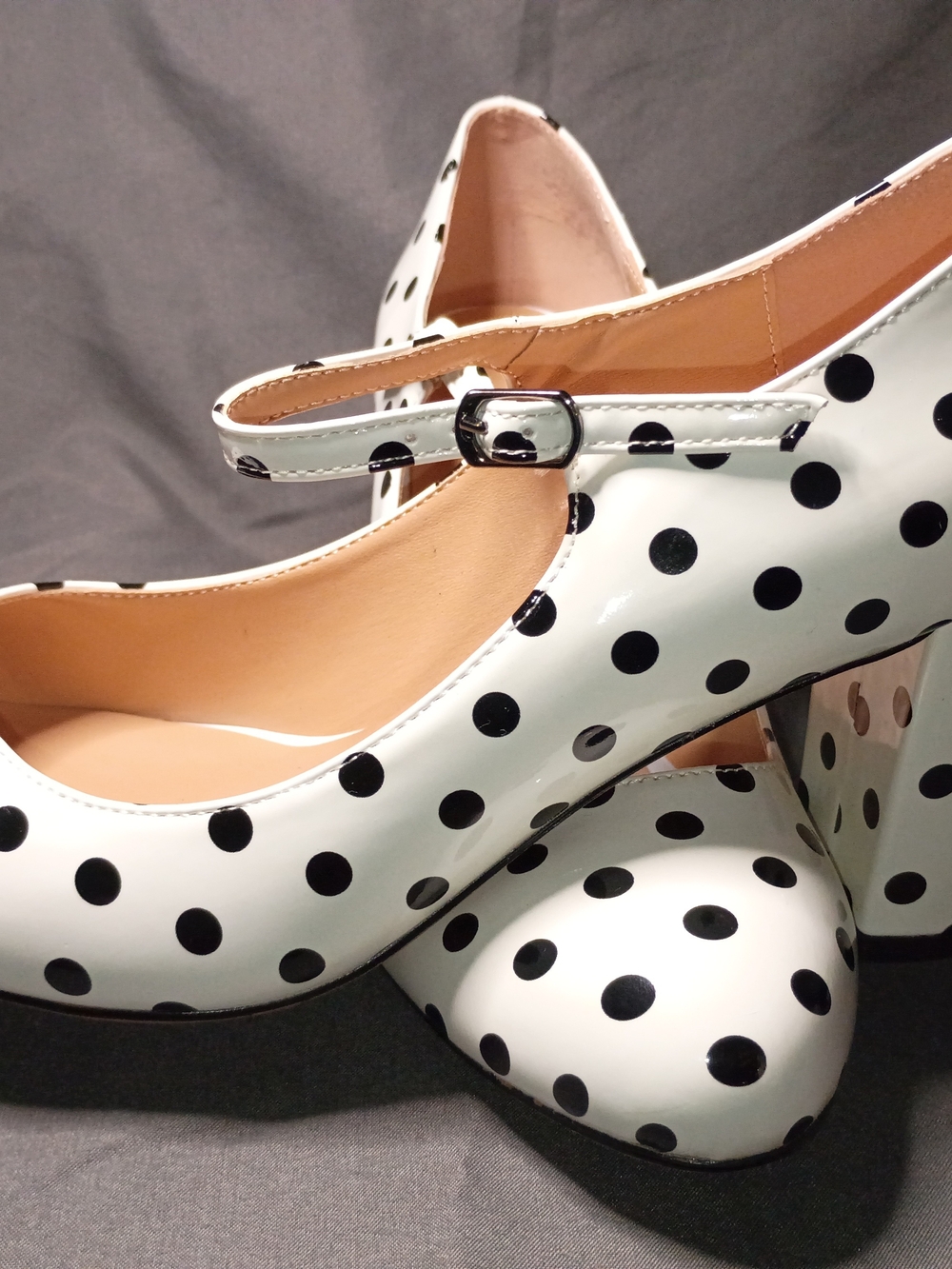 Classic Polka Dot Mary Jane Pumps in White and Black - Picture 6 of 7